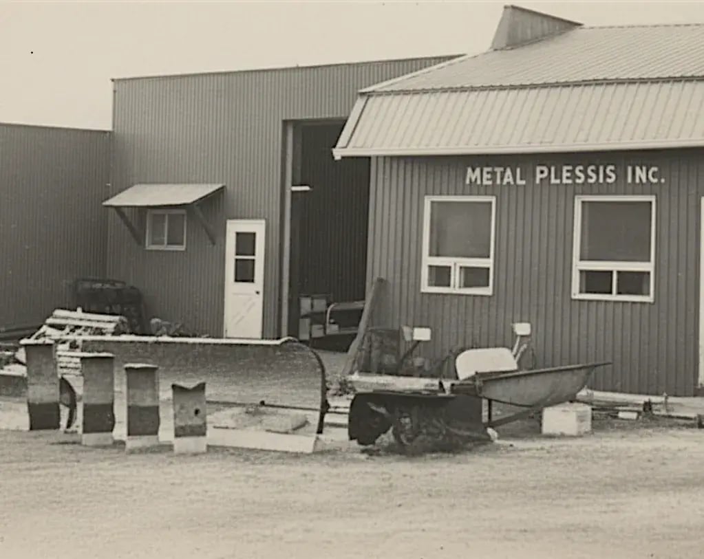 Metal Plessis Inc bldg 1995-1